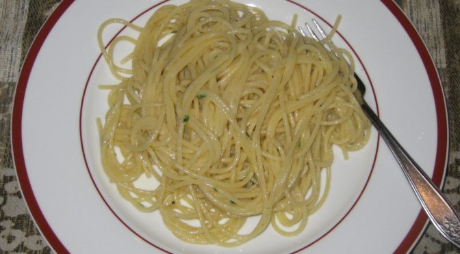 Spaghetti Aglio Olio E Pepperoncino Spaghetti With Garlic Oil And