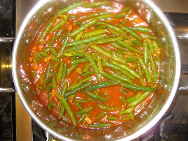 Green Beans with Tomato Sauce and Bacon | Villa Sentieri